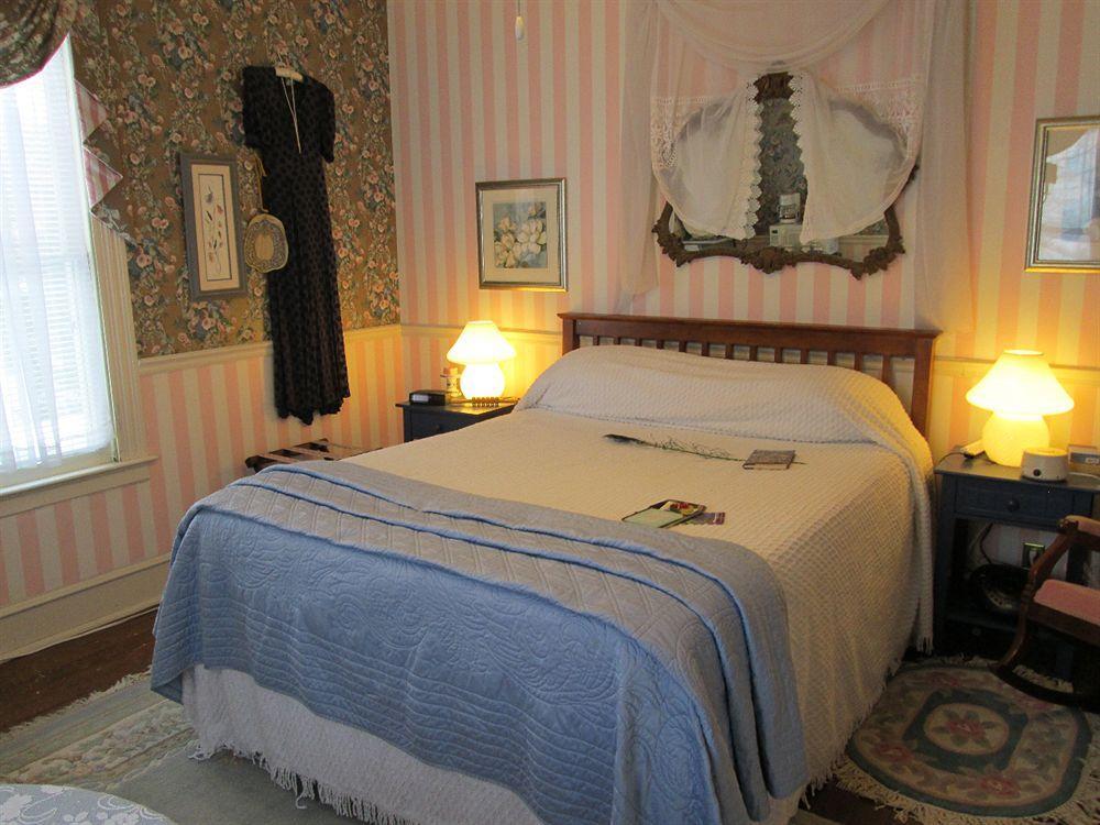Yellow Turtle Inn New Windsor Zewnętrze zdjęcie